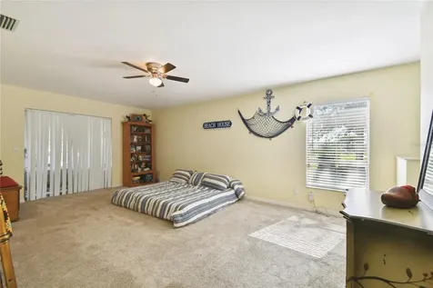 1101 Chesterfield Avenue Ruskin FL 33570