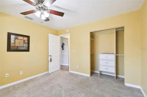 1101 Chesterfield Avenue Ruskin FL 33570