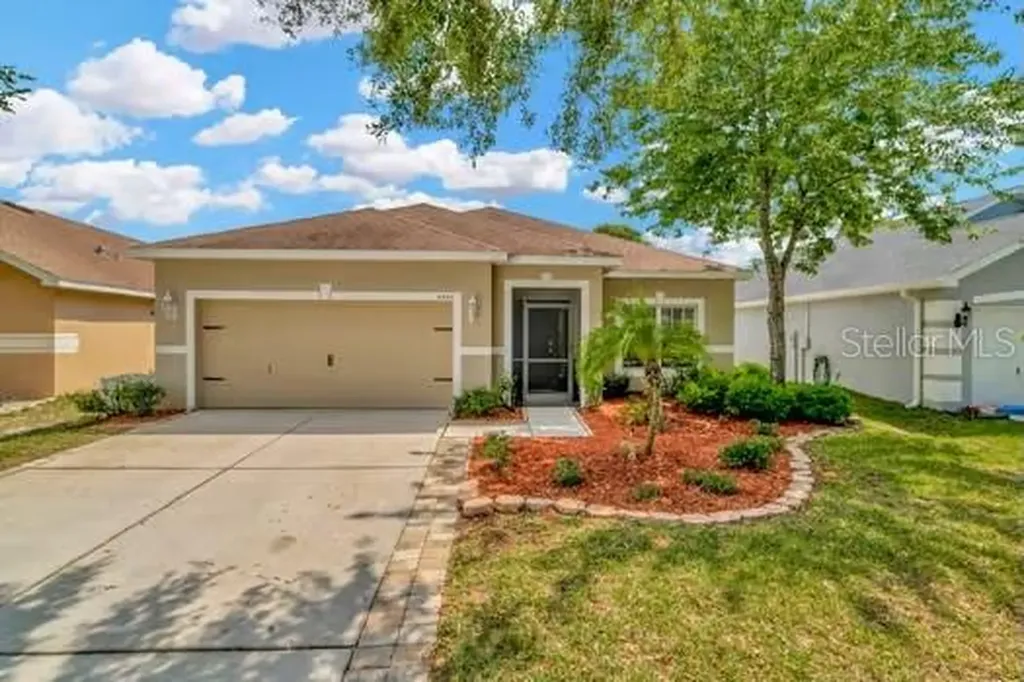 9530 Cypress Harbor Drive Gibsonton FL 33534