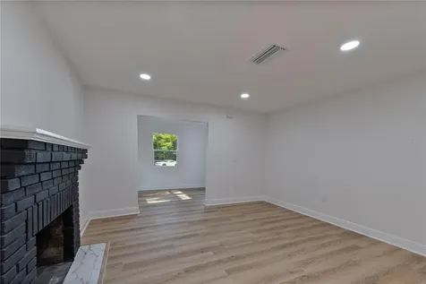 322 W Euclid Avenue Deland FL 32720