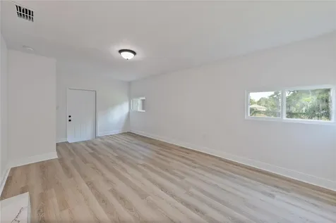 322 W Euclid Avenue Deland FL 32720