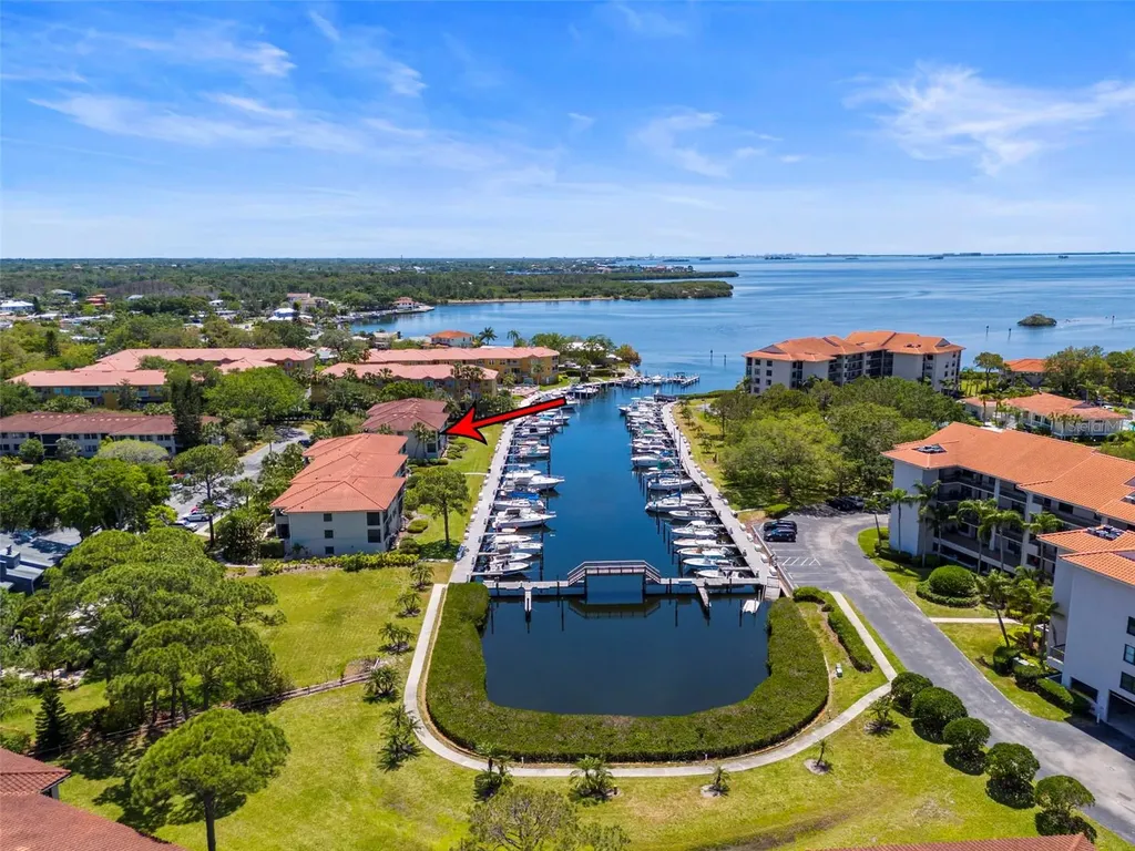 1801 Mariner Drive Tarpon Springs FL 34689