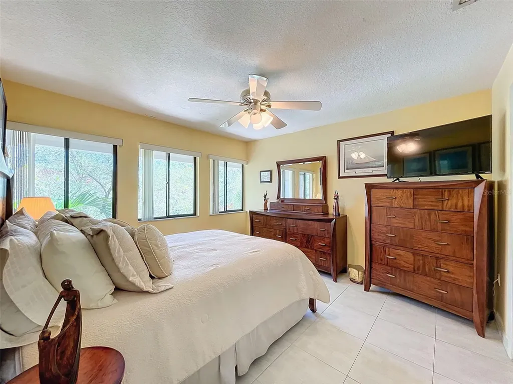 1801 Mariner Drive Tarpon Springs FL 34689