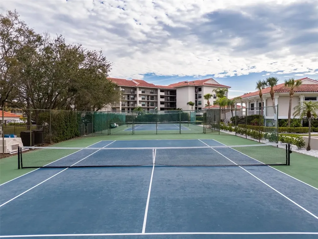 1801 Mariner Drive Tarpon Springs FL 34689