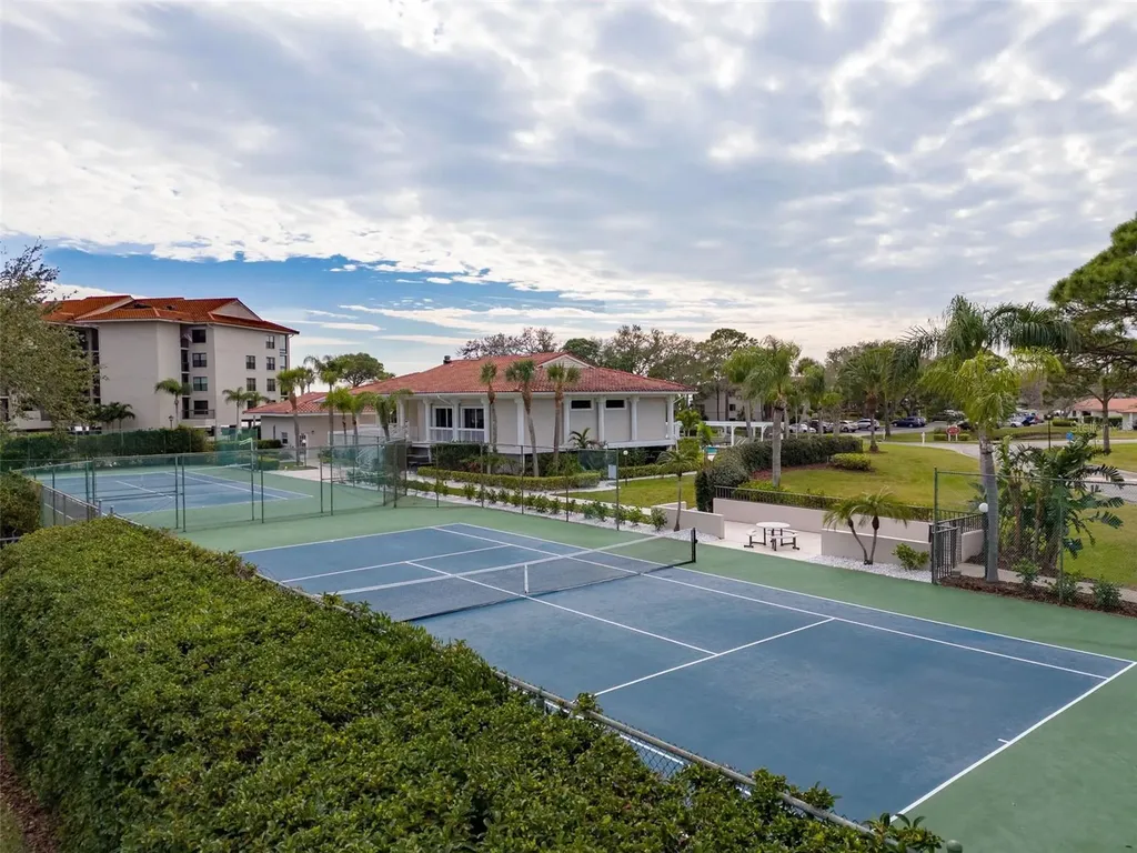 1801 Mariner Drive Tarpon Springs FL 34689
