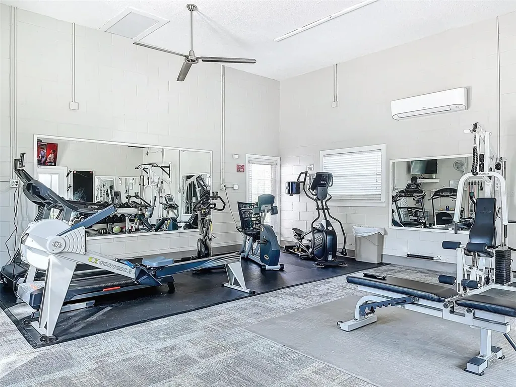 1801 Mariner Drive Tarpon Springs FL 34689