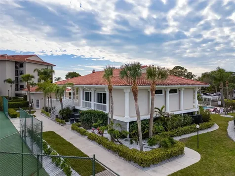 1801 Mariner Drive Tarpon Springs FL 34689
