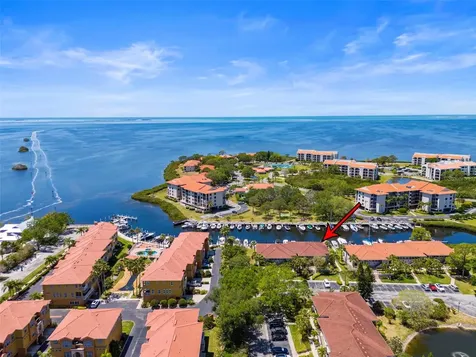 1801 Mariner Drive Tarpon Springs FL 34689