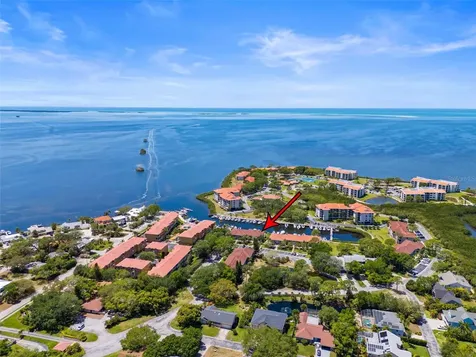 1801 Mariner Drive Tarpon Springs FL 34689