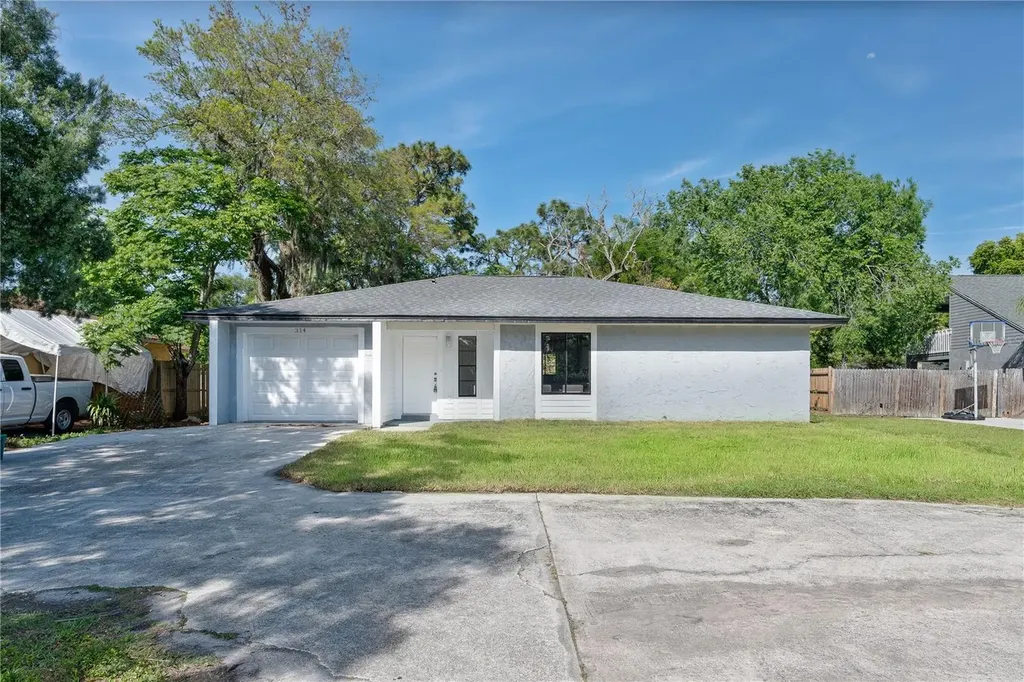 314 S County Road 419 Chuluota FL 32766