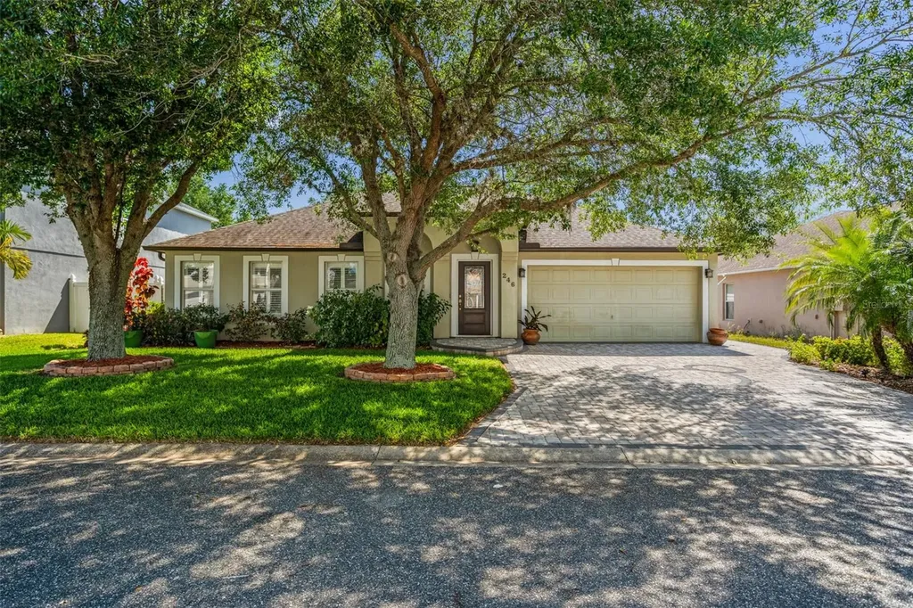 246 Vervain Avenue Davenport FL 33837