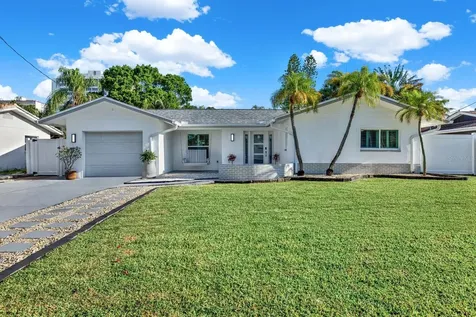 6731 W Flamingo Way S St Petersburg FL 33707