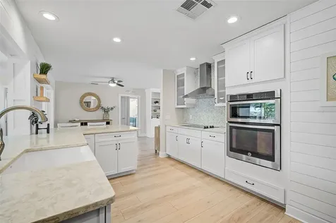 335 Elk Inlet Nokomis FL 34275