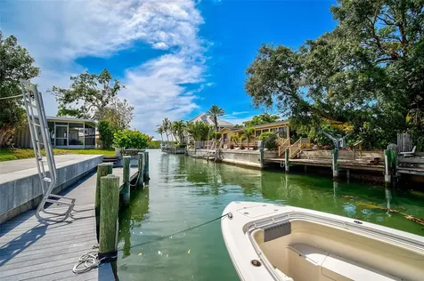 335 Elk Inlet Nokomis FL 34275