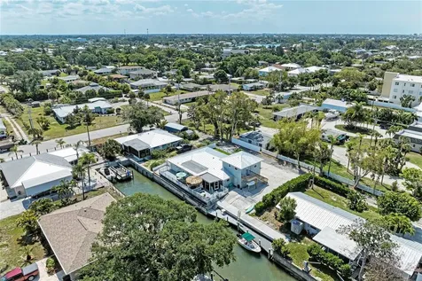 335 Elk Inlet Nokomis FL 34275