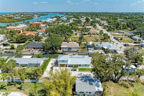 335 Elk Inlet Nokomis FL 34275