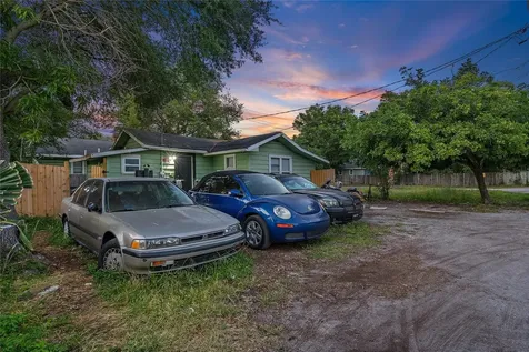 944 11th Avenue S St Petersburg FL 33705