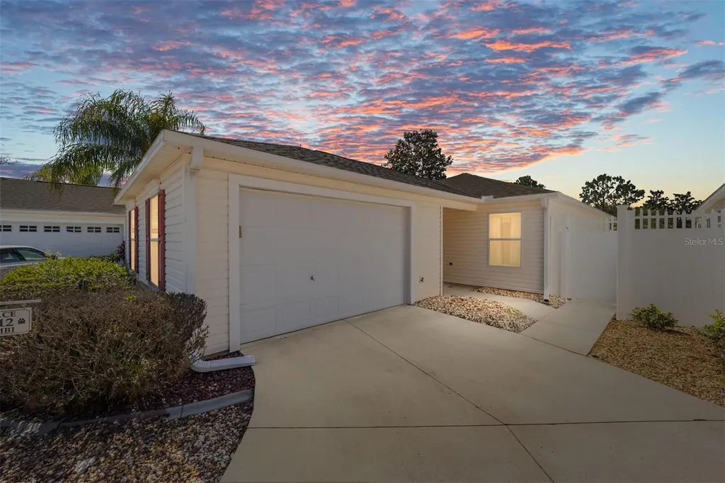 2512 Greenhill Trail The Villages FL 32162