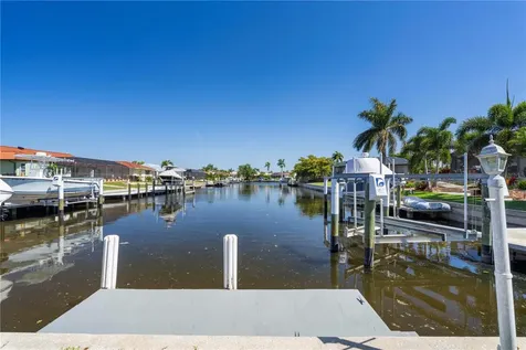2350 Via Venice Punta Gorda FL 33950