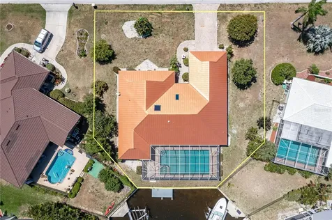 2350 Via Venice Punta Gorda FL 33950
