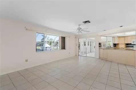 2350 Via Venice Punta Gorda FL 33950