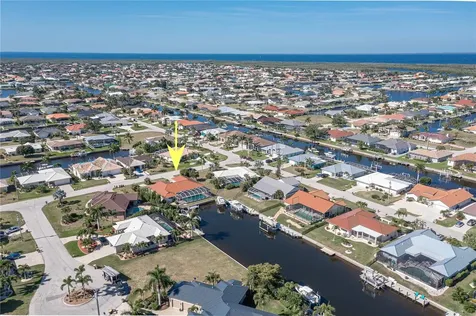 2350 Via Venice Punta Gorda FL 33950