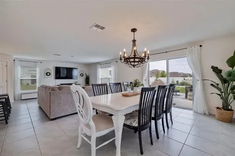 944 7th Avenue NW Ruskin FL 33570