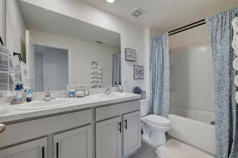 944 7th Avenue NW Ruskin FL 33570
