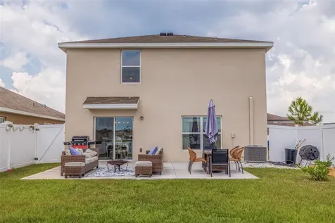 944 7th Avenue NW Ruskin FL 33570