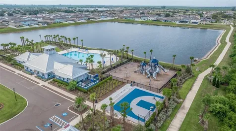944 7th Avenue NW Ruskin FL 33570