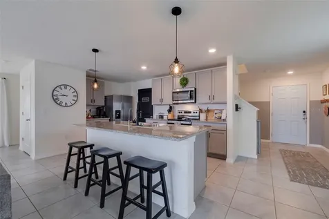 944 7th Avenue NW Ruskin FL 33570