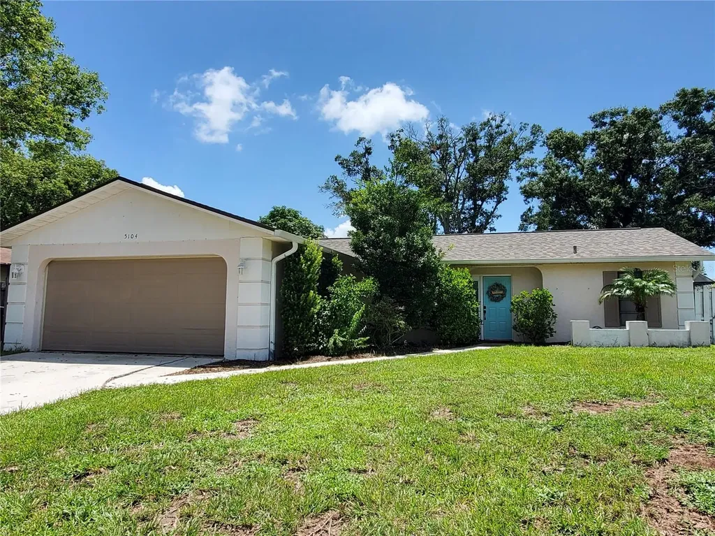 5104 Brandeis Circle N Sarasota FL 34243