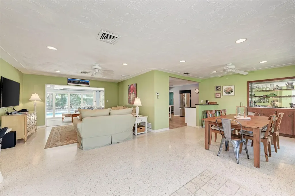 5640 Cape Leyte Drive Sarasota FL 34242