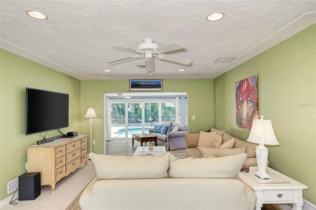 5640 Cape Leyte Drive Sarasota FL 34242