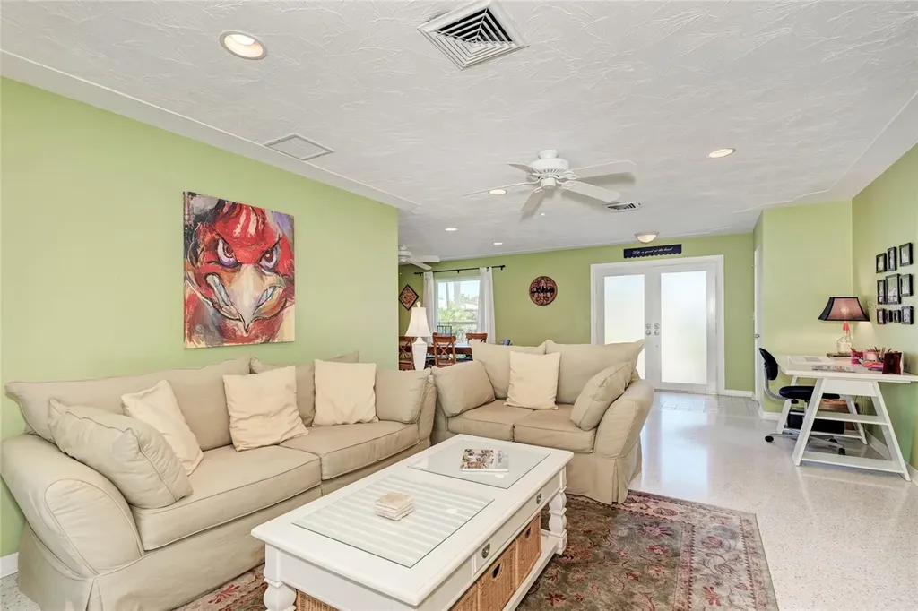 5640 Cape Leyte Drive Sarasota FL 34242