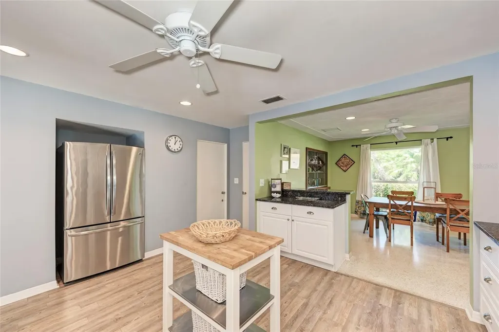 5640 Cape Leyte Drive Sarasota FL 34242