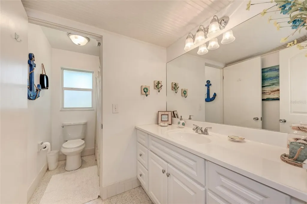 5640 Cape Leyte Drive Sarasota FL 34242