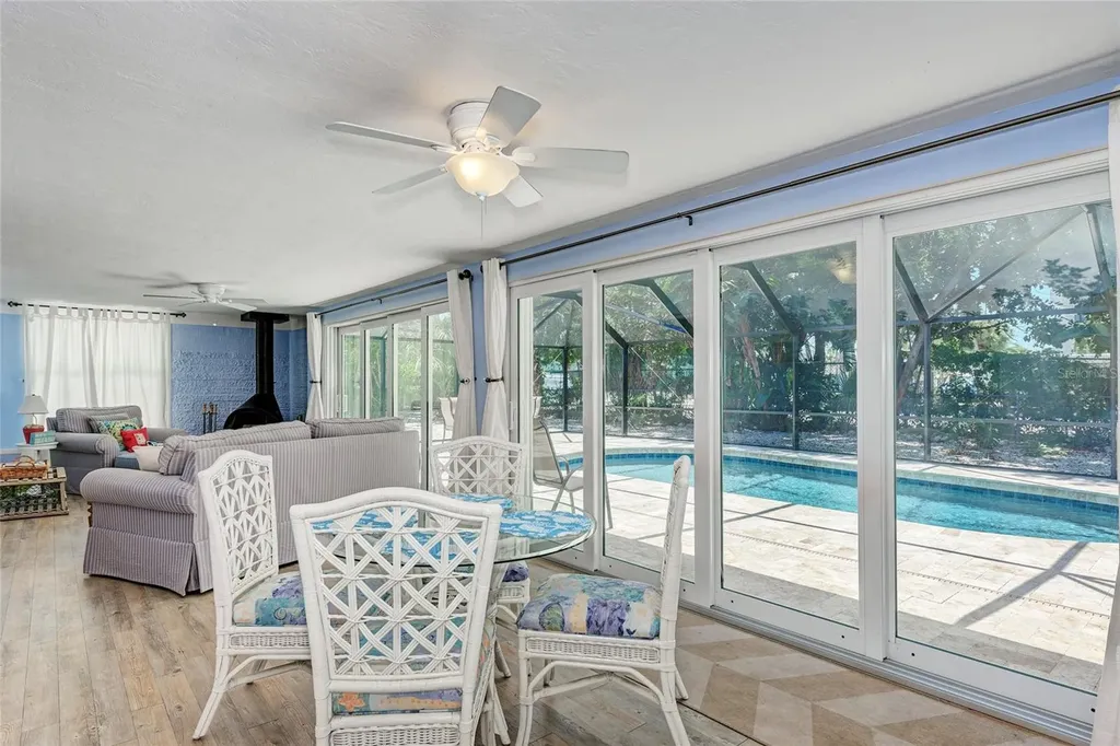 5640 Cape Leyte Drive Sarasota FL 34242