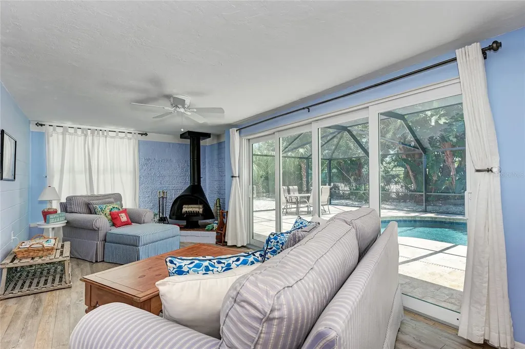 5640 Cape Leyte Drive Sarasota FL 34242