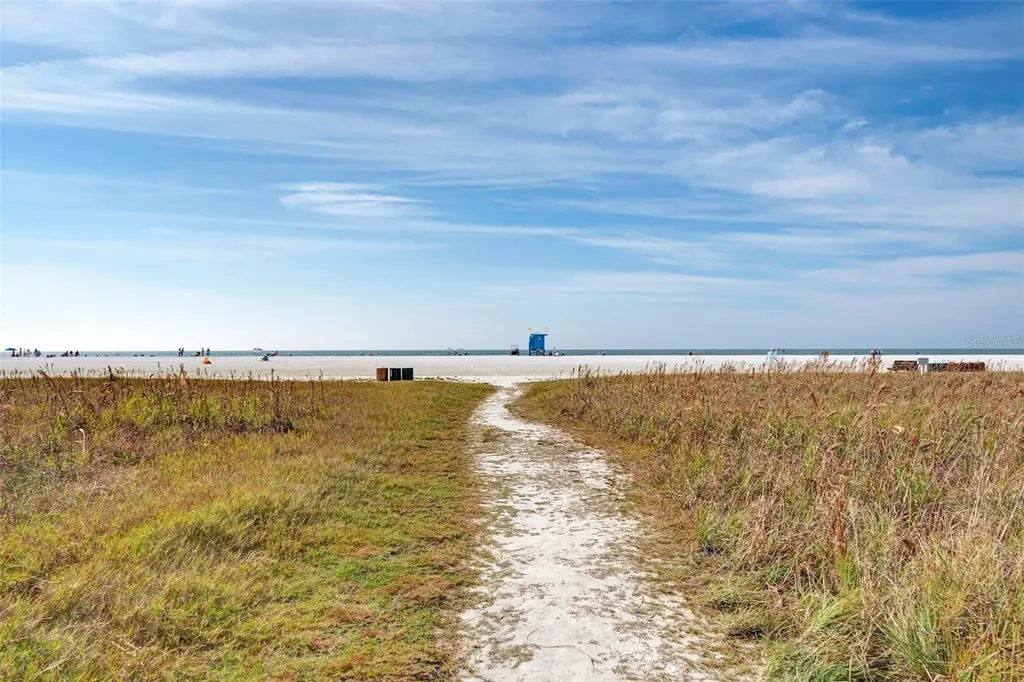 5640 Cape Leyte Drive Sarasota FL 34242