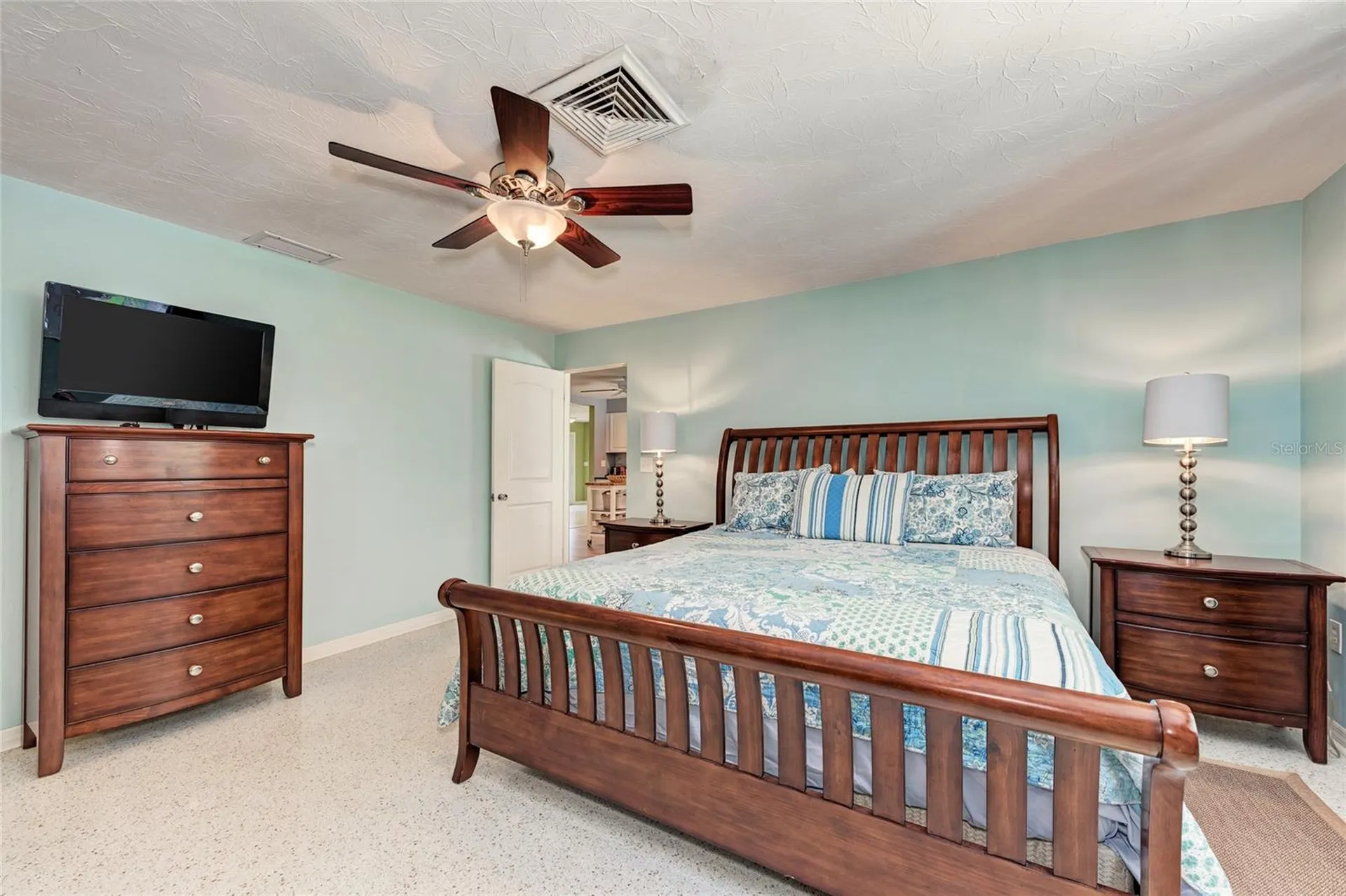 5640 Cape Leyte Drive Sarasota FL 34242