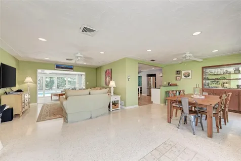 5640 Cape Leyte Drive Sarasota FL 34242