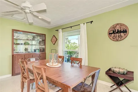 5640 Cape Leyte Drive Sarasota FL 34242
