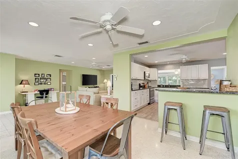 5640 Cape Leyte Drive Sarasota FL 34242