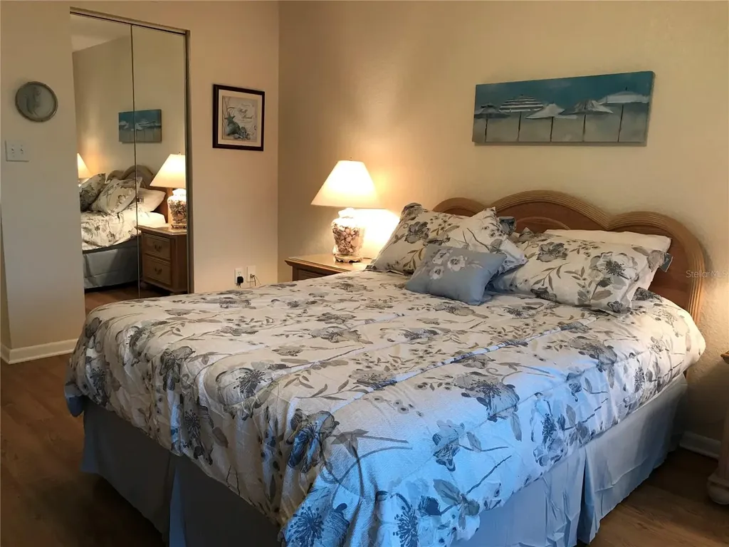 6061 Bahia Del Mar Circle St Petersburg FL 33715