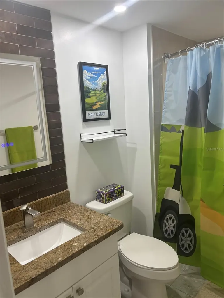 36750 Us 19 Palm Harbor FL 34684