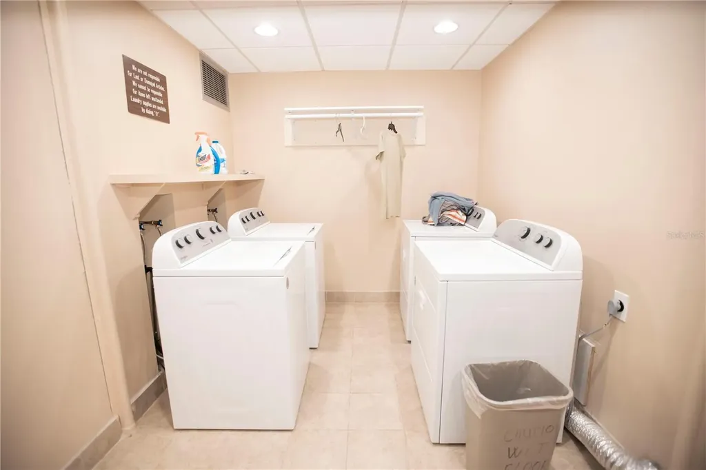 36750 Us 19 Palm Harbor FL 34684