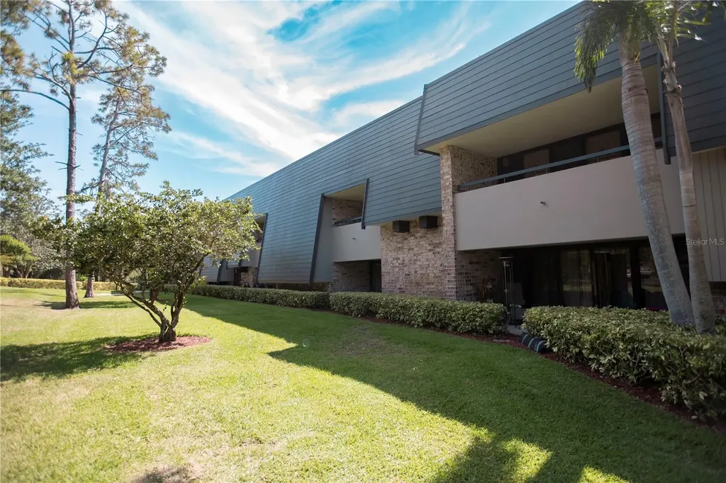36750 Us 19 Palm Harbor FL 34684