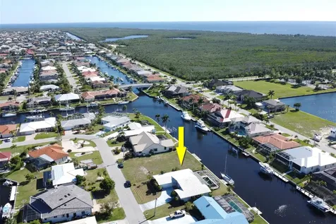 2817 Coral Way Punta Gorda FL 33950
