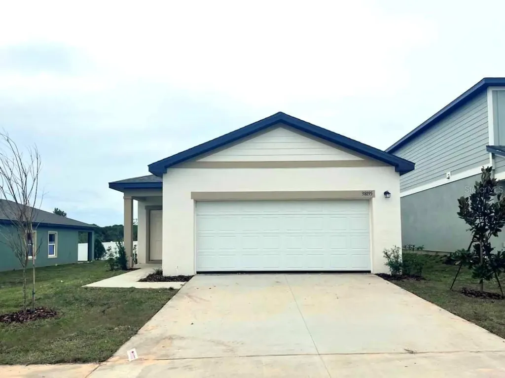 38195 Honeysuckle Drive Dade City FL 33525